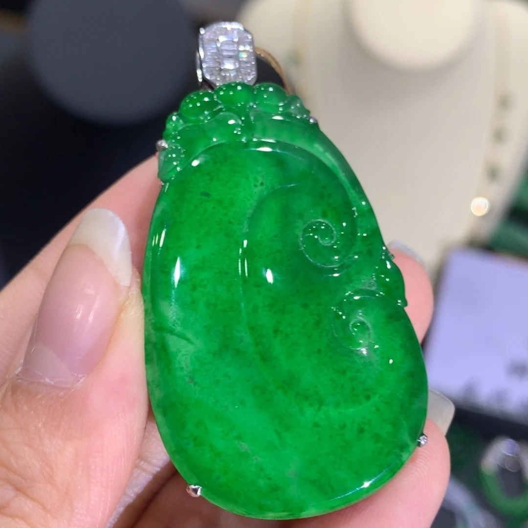 翡翠颈饰18K金镶嵌8、