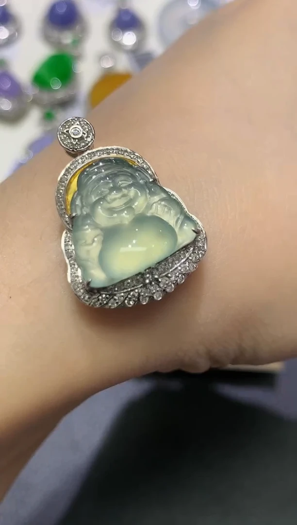 【闪购商品】翡翠颈饰18K金镶嵌团购9