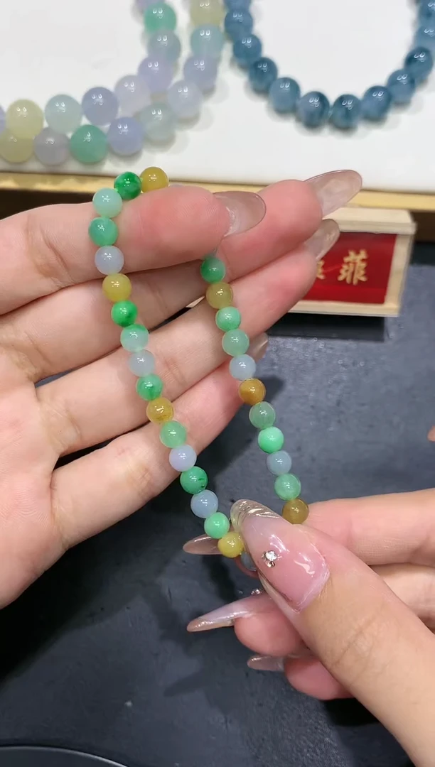 【闪购商品】翡翠颈饰未镶嵌团购75