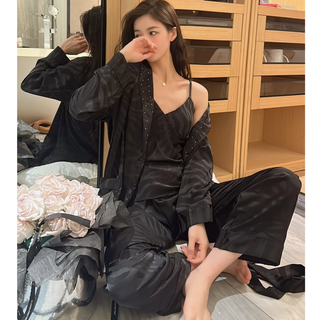 2024新款维家烫钻吊带外袍胸垫高奢睡衣女春夏WX月光丝套装家居服