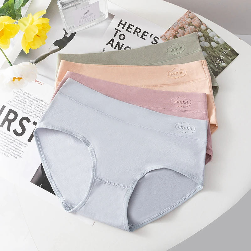 中腰大码透气纯棉女士内裤 新款简约初中三角内裤纯棉针织裤衩