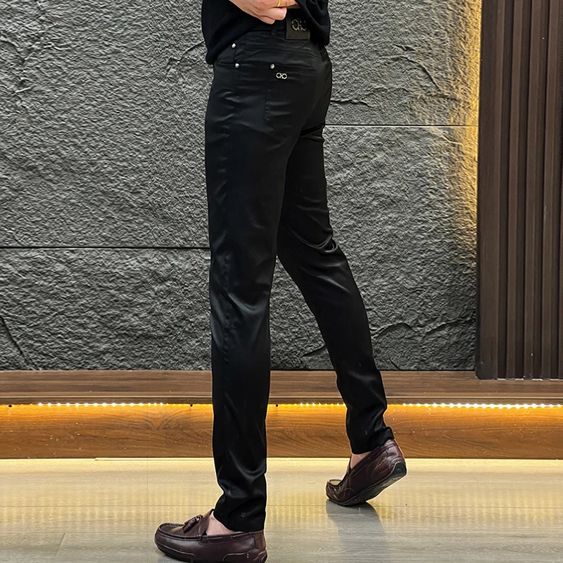 2025新款休闲裤男款爆款潮流男装高级简约黑色舒适百搭修身长裤