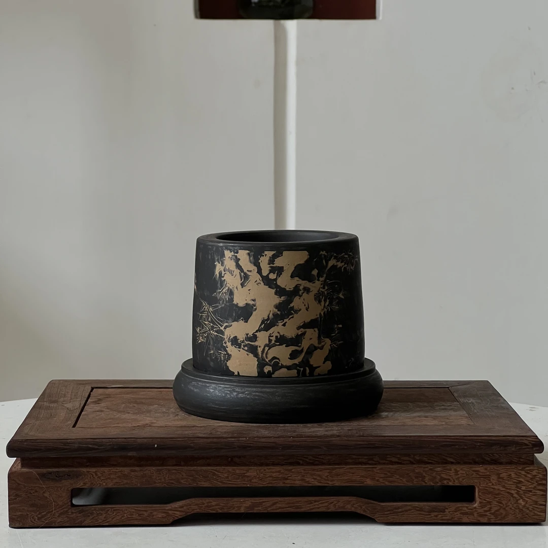 建水紫陶 刻填镂空浮雕香炉