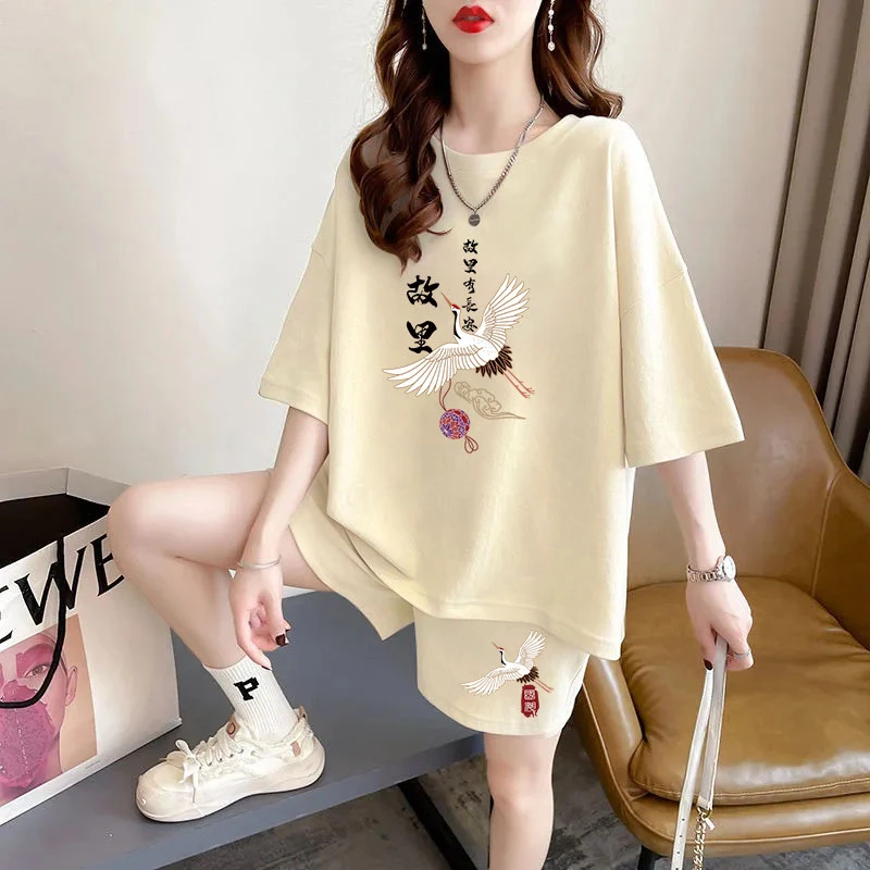 胖MM加大码运动2025套装女夏季洋气印花减龄遮肚短袖短裤两件套