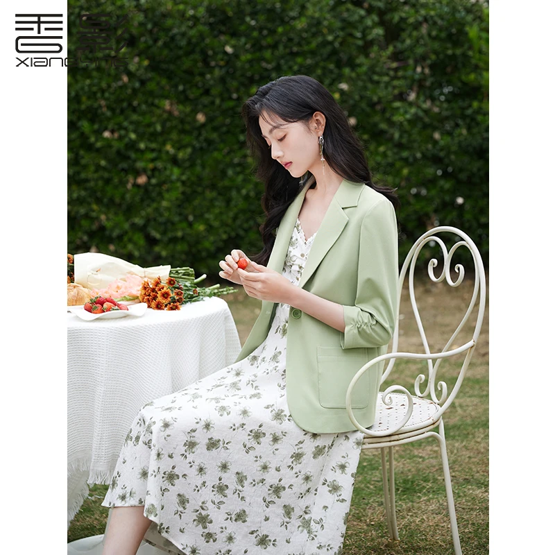 I831401西装 香影2023春装新款绿色气质休闲小西服高级垂感通勤