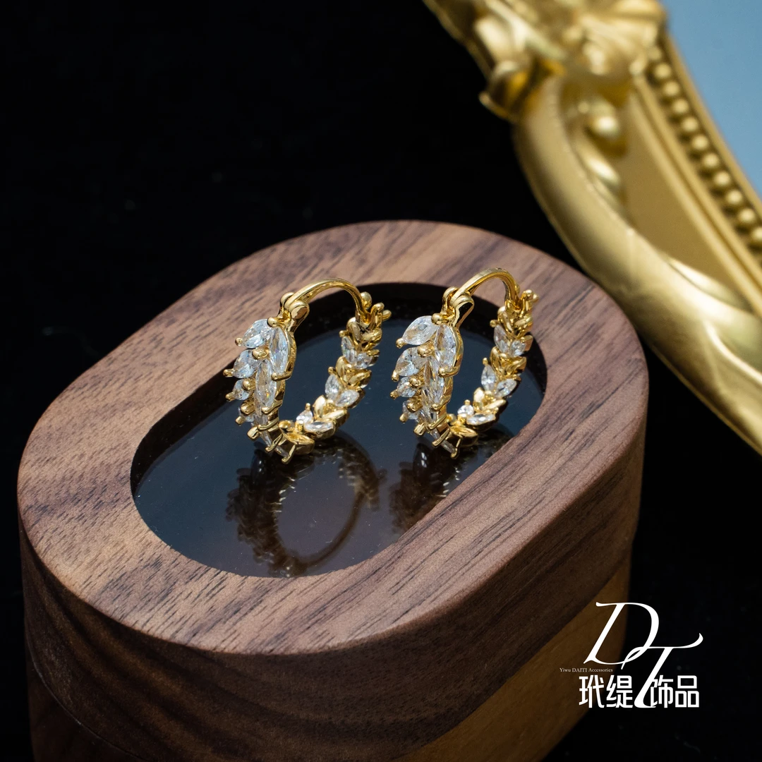 铜合金合成锆石耳饰 轻奢麦穗耳环时尚简约高级感优雅高端素款女