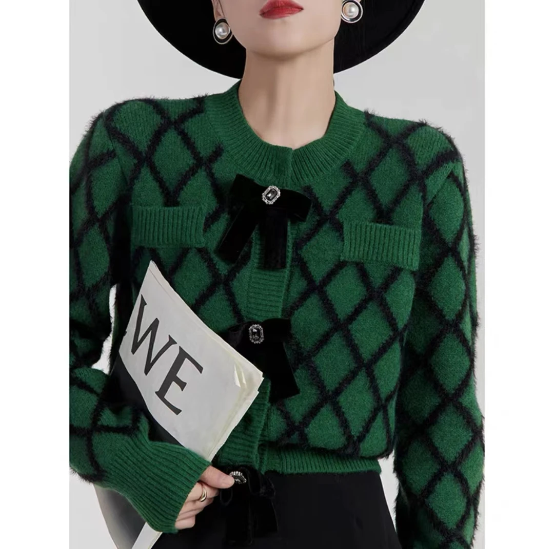 (9.9–99.9微瑕专拍NO退NO换)微瑕女款冬装上衣