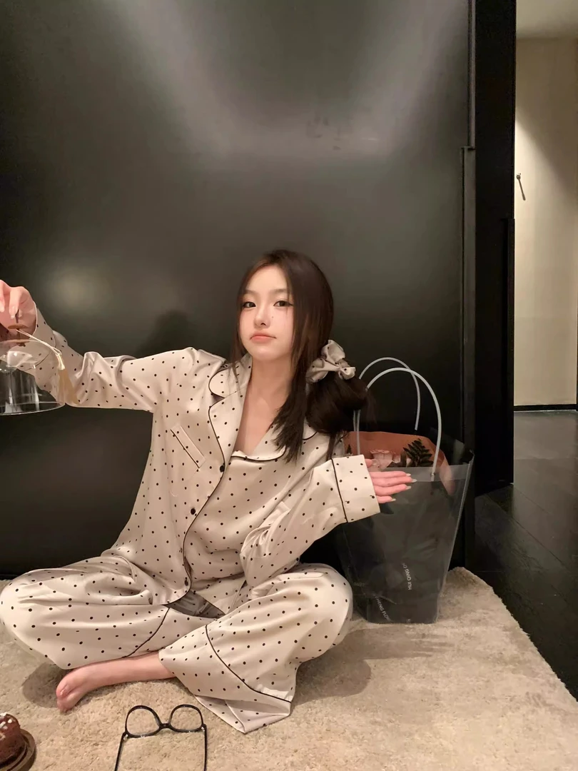 韩版波点印花高级感长袖睡衣女春秋款新款开衫大码长裤家居两件套