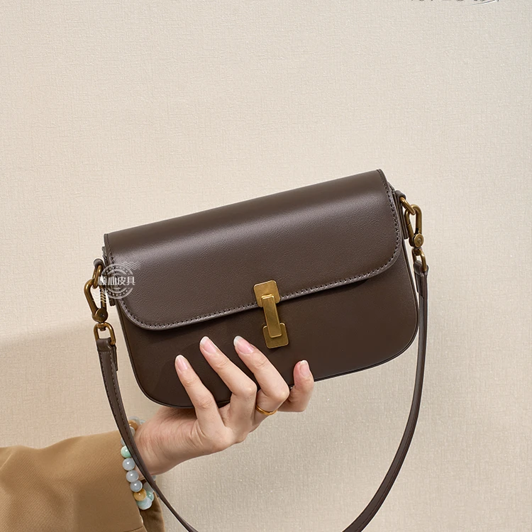 真皮小方包小众斜挎包百搭时尚小包洋气腋下包韩版潮流单肩包6818