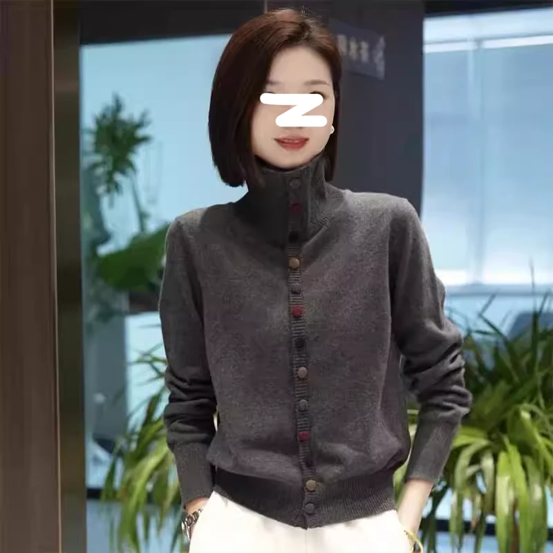 大码高领彩扣毛针织衫女冬季2024新款胖mm时尚修身设计感上衣外套