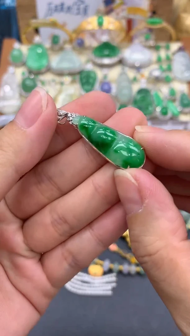 【闪购商品】翡翠颈饰18K金镶嵌196-中国好珍宝