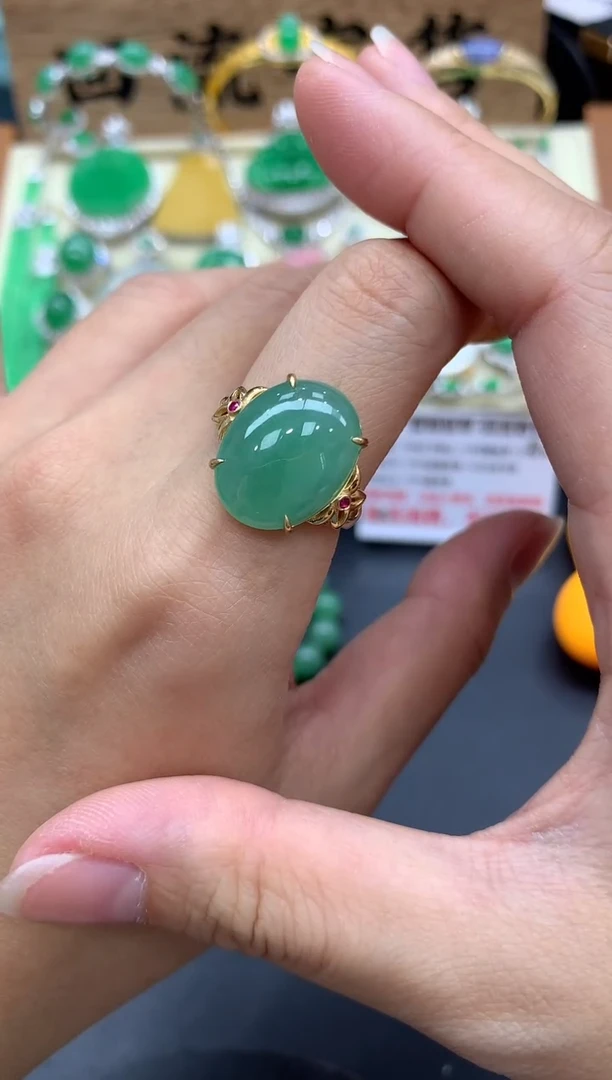 【闪购商品】翡翠戒指18K金镶嵌220-多人