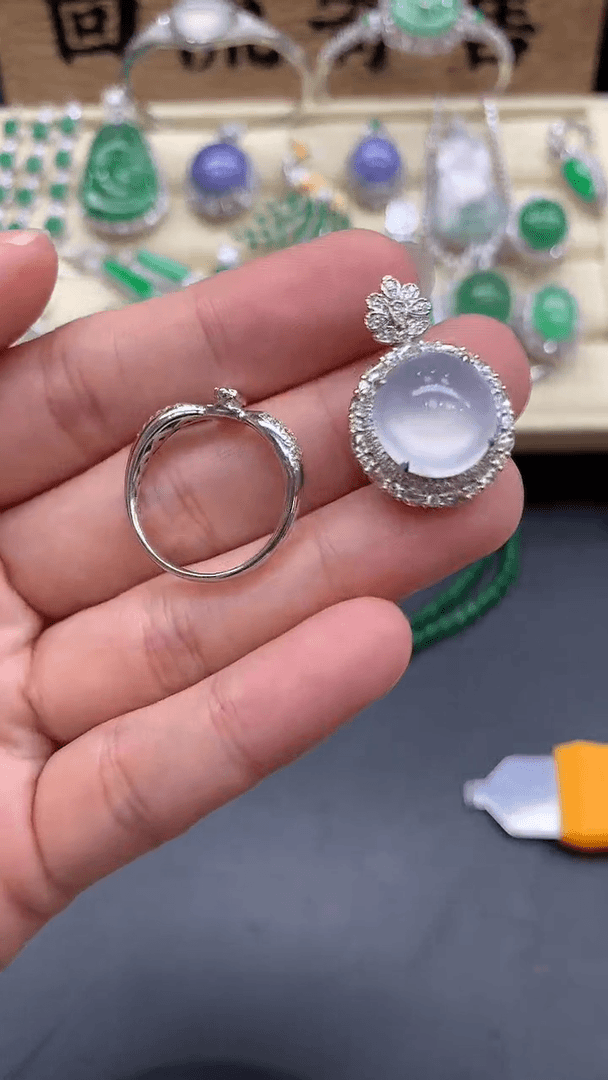 【闪购商品】翡翠戒指18K金镶嵌507-多人