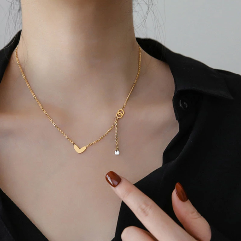 钛钢项链 L气质爱心锆石流苏项链女学生颈链同款时尚百搭潮项饰