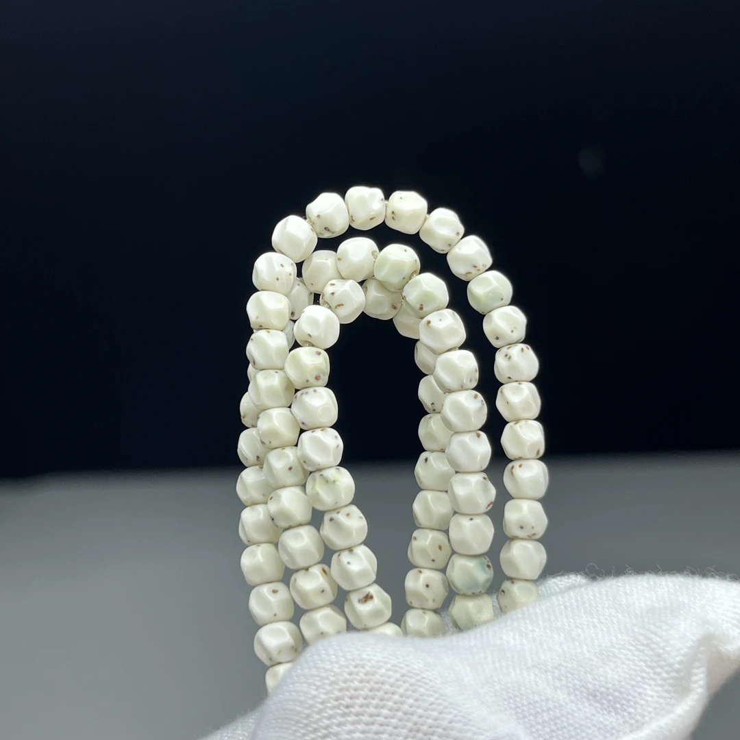 小尖货4*5茉莉瓷白石玉料 海南原生态星月菩提数星星雕刻无相