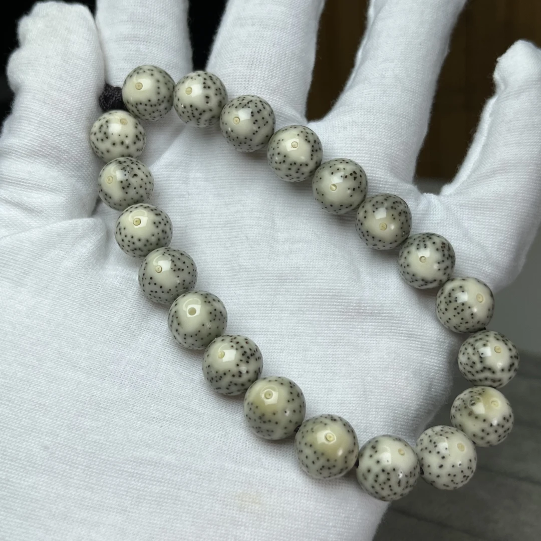 11糯米芝麻圆珠手持 海南星月菩提石玉料 高瓷高密 一物一图