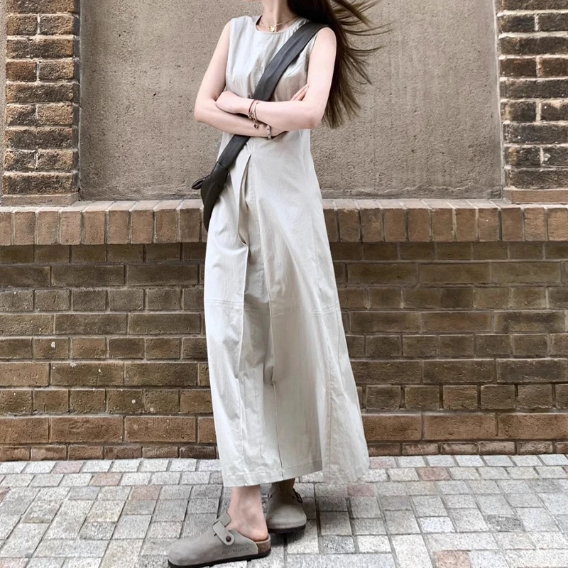 2430设计感高级感圆领收腰显瘦压褶设计长款无袖背心连衣裙女夏季