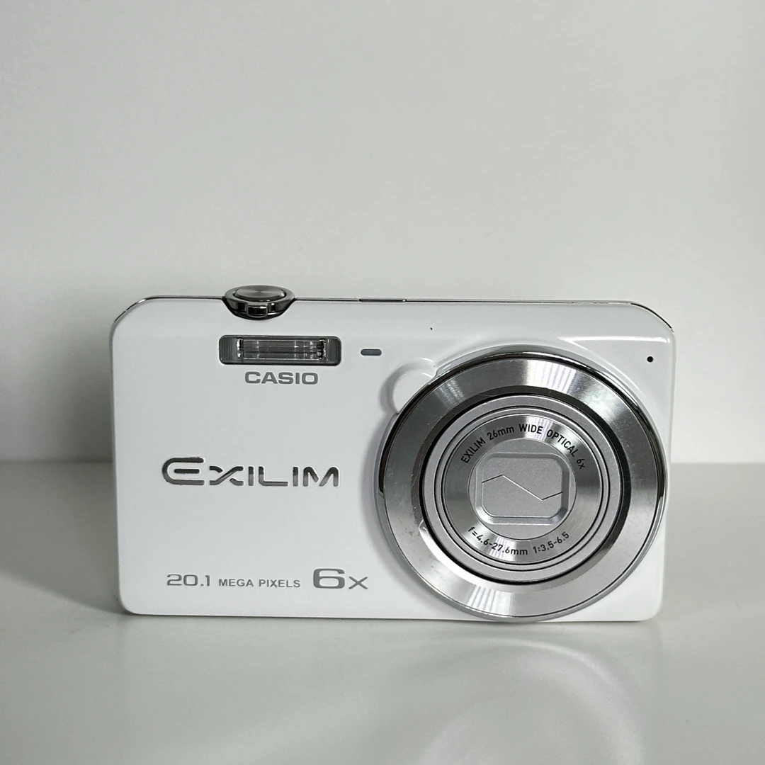 9新 Casio/卡西欧 Z790像素2010w6倍光学变焦复古CCD相机