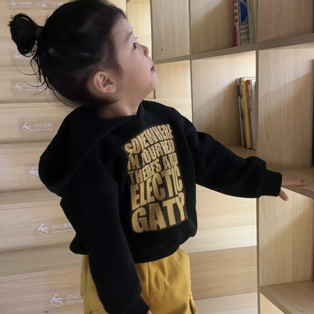 Kk·儿童冬季新款字母潮酷印花加绒连帽卫衣