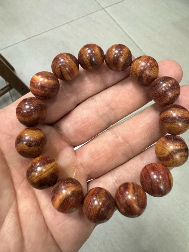 海南黄花梨降香黄檀1.5手串、随机发、保真