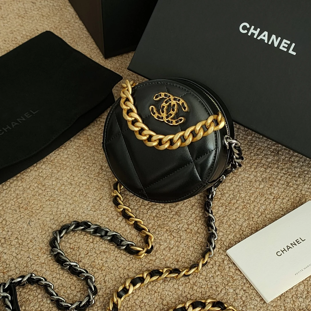 95新  Azul中古-Chanel 黑金羊皮19bag圆饼斜挎包24929