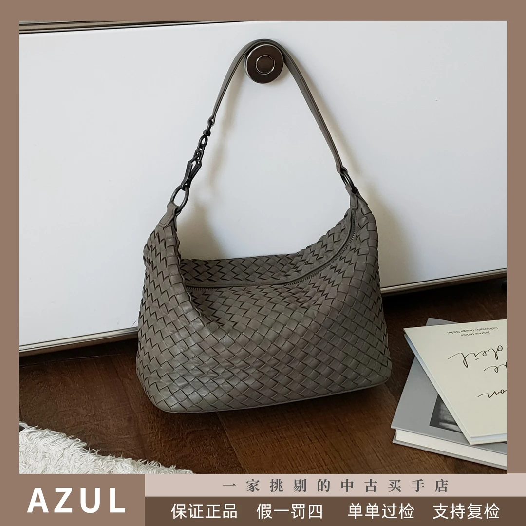 95新 BOTTEGA VENETA/葆蝶家 Azul-灰色羊皮编织饭盒包33666时尚