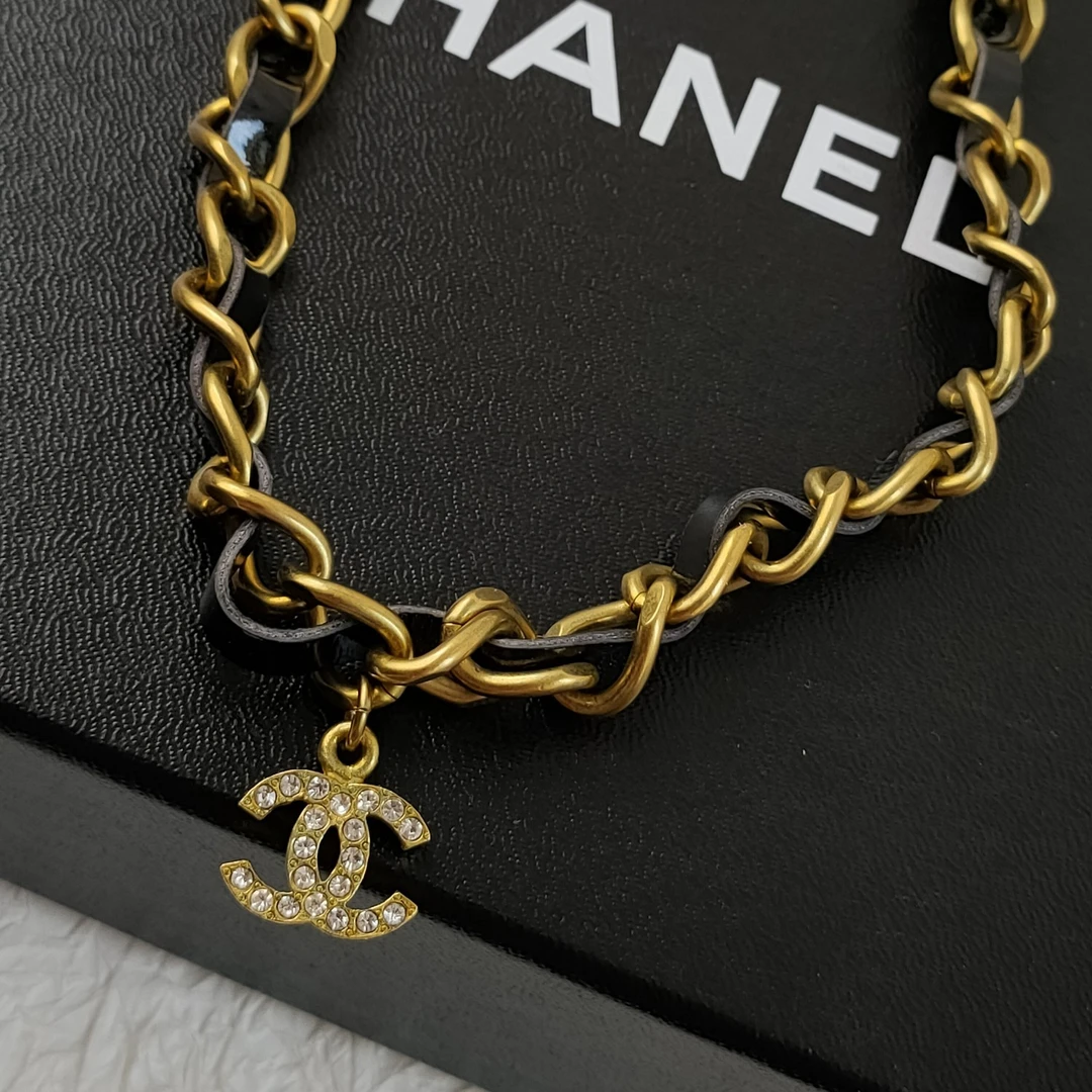 【国庆】95新 Chanel/香奈儿 Chanel黑金皮穿链双C钻项链/12693