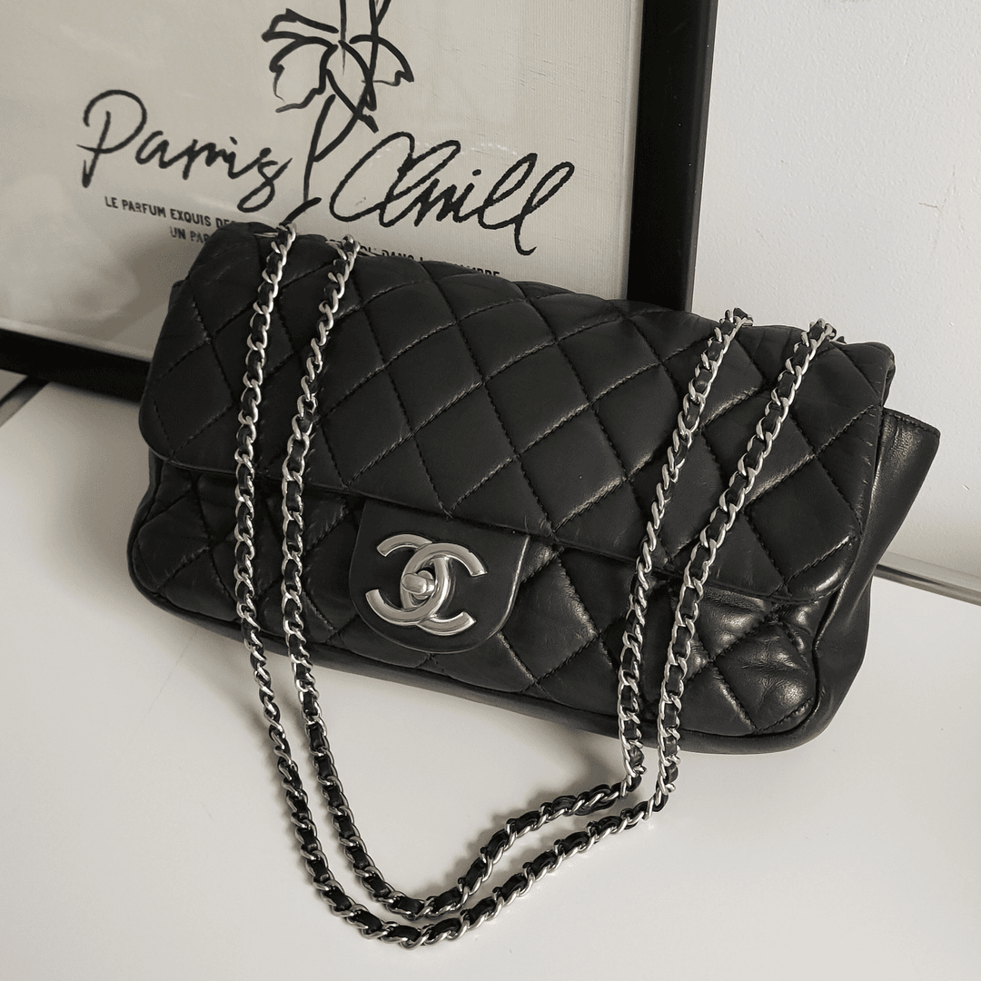 95新 Chanel/香奈儿 Azul中古-Chanel 黑银羊皮斜挎包24449