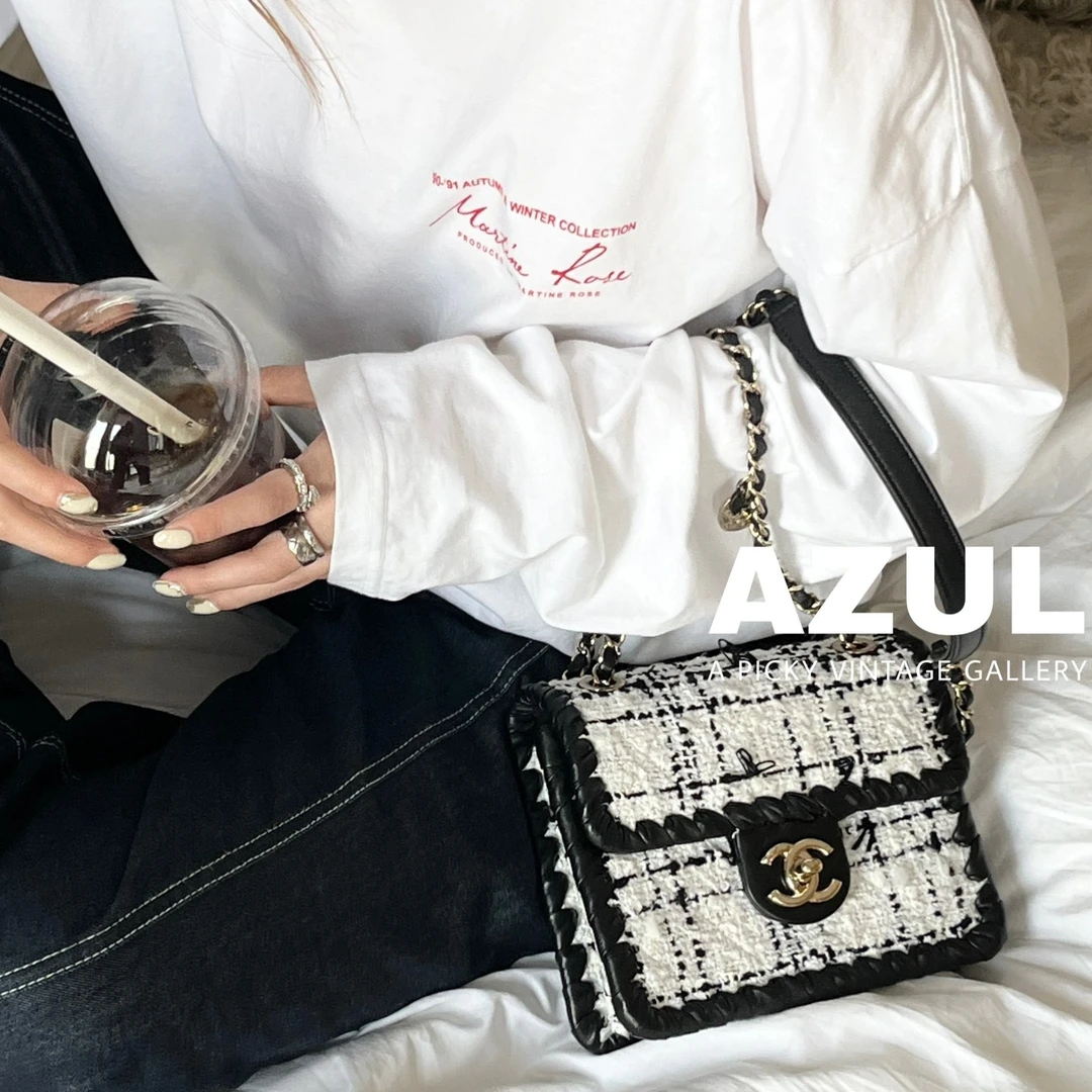 99新  Azul中古-CHANEL 黑白熊猫毛呢方胖子斜挎包19581