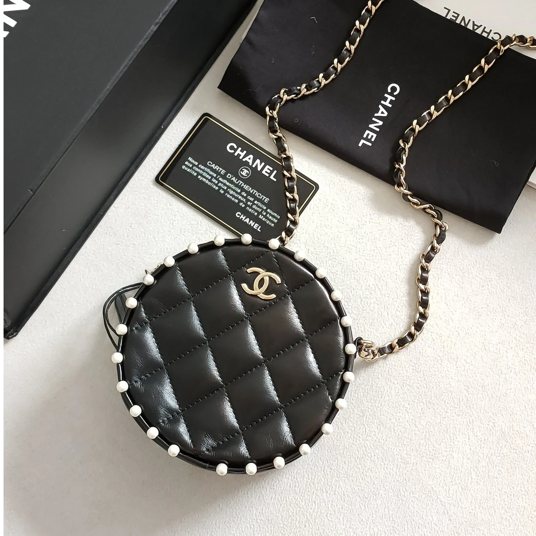 95新  Azul中古-chanel黑金圆饼珍珠链条斜挎包24441