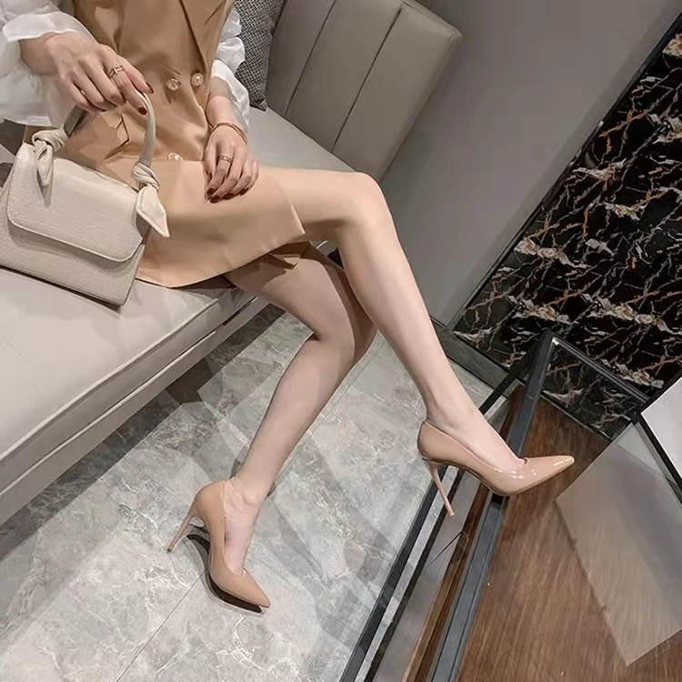 高跟鞋女2023年春新款法式小众设计感裸色尖头细不累脚职业单鞋