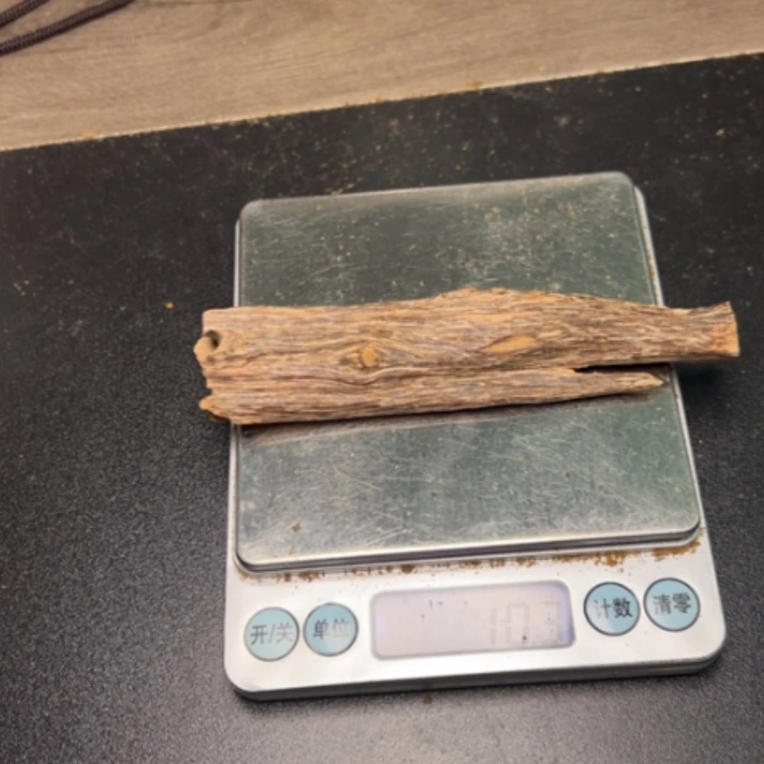 【闪购商品】木质根雕随****鱼虫漏香