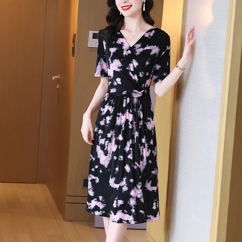 连衣裙真丝针织女夏新款V领显瘦桑蚕丝收腰法式中长款A字裙3562