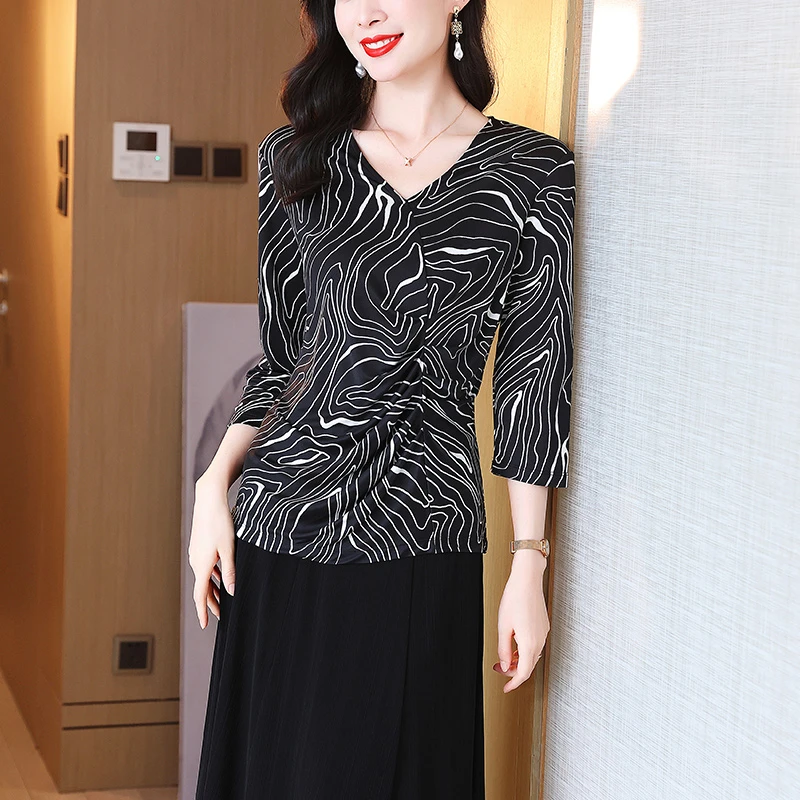桑蚕丝T恤女新款双面印花V领大码七分袖真丝上衣打底衫