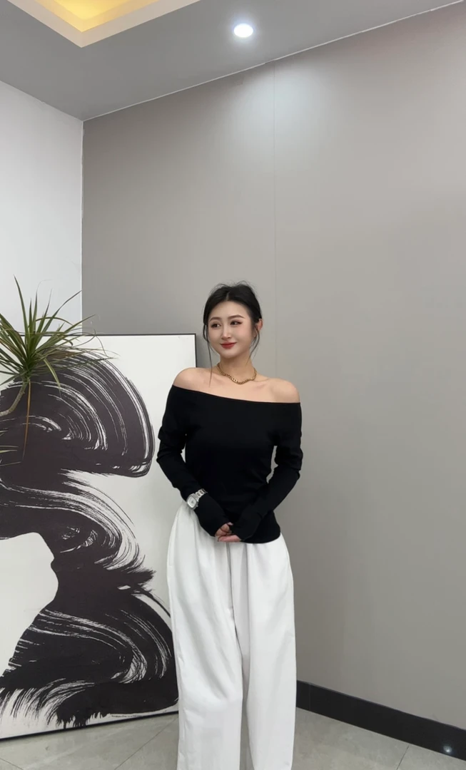 625一字肩【带杯垫】黑色长袖T恤女秋季御姐露锁骨修身显瘦性感长袖