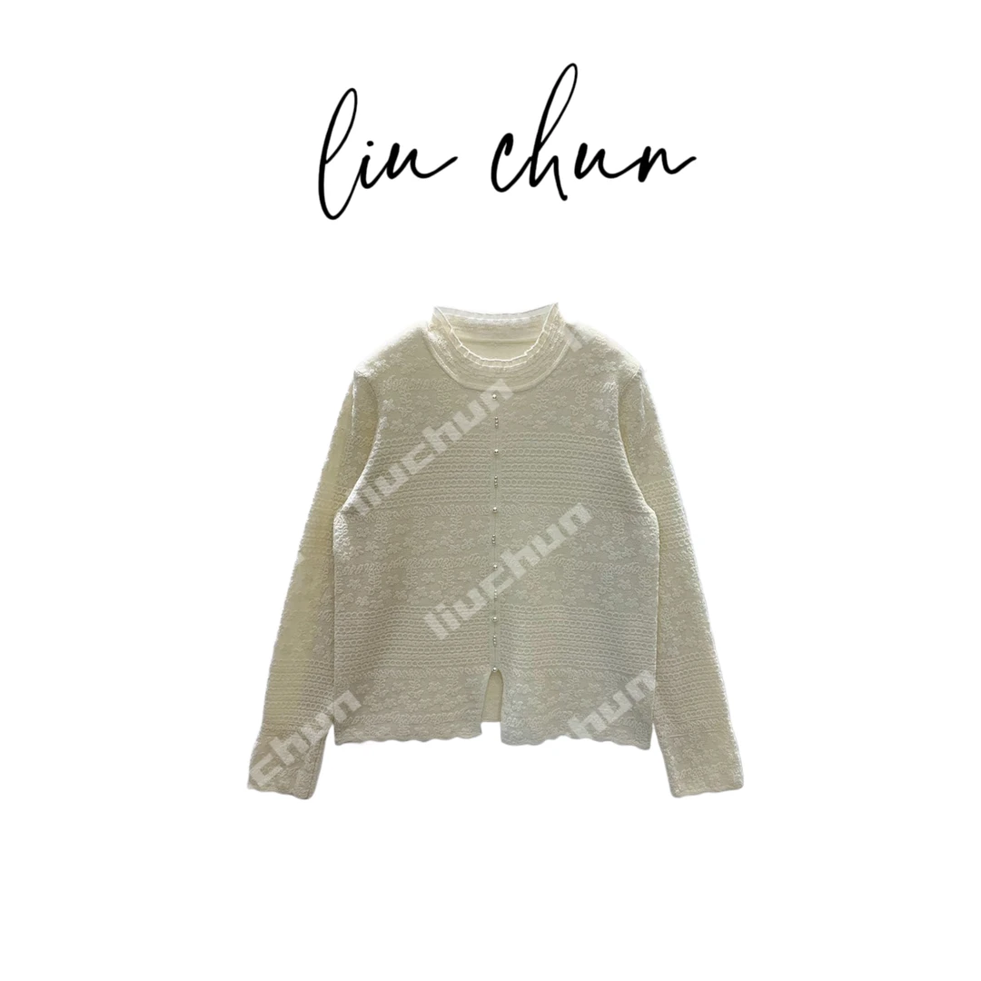 《CHUN》绣花定位珍珠扣上衣