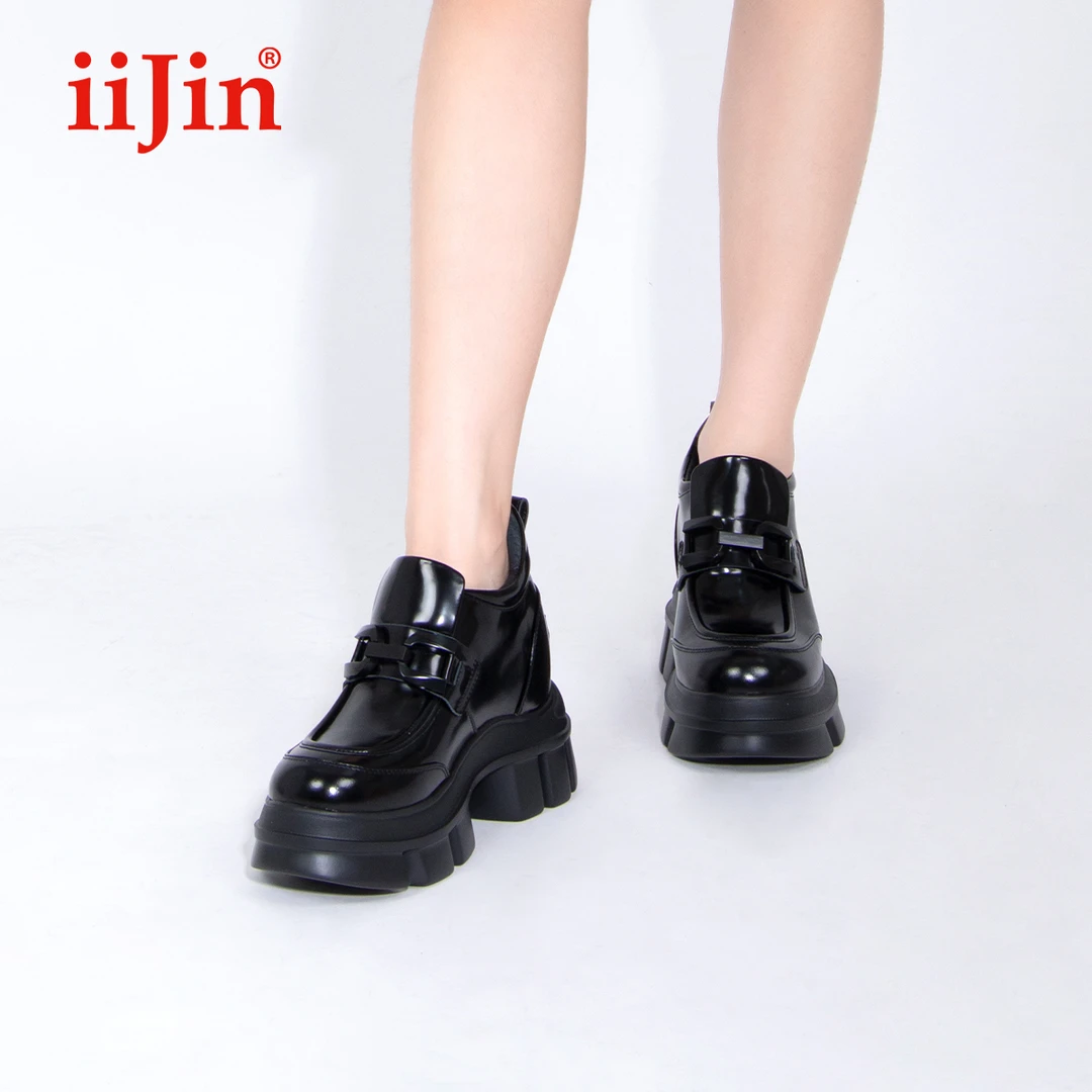 iiJin艾今官方23秋冬新品10.5cm超轻厚底内增高乐福鞋女YF958EXF1