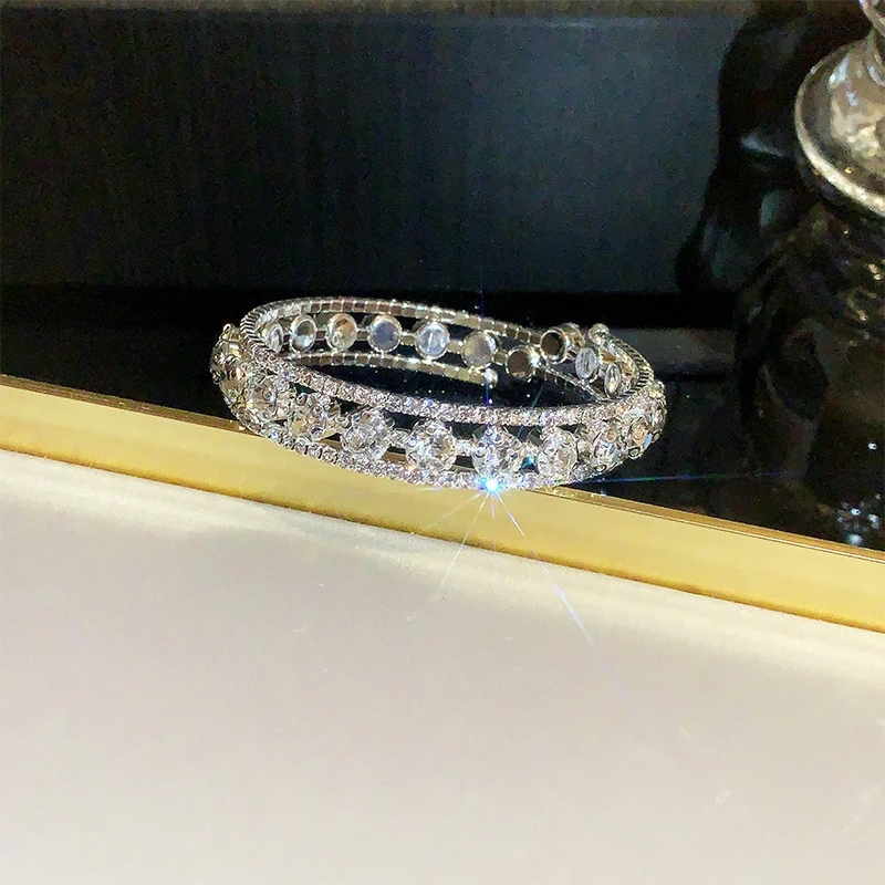 铜合金手链 三层爆闪白色手链 NEW357