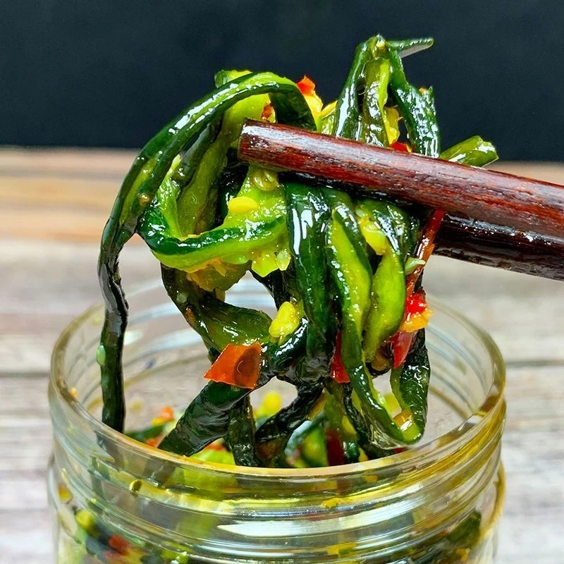 自制脆爽黄瓜皮新鲜腌黄瓜泡菜超脆嫩小吃零食开胃下饭菜瓶装