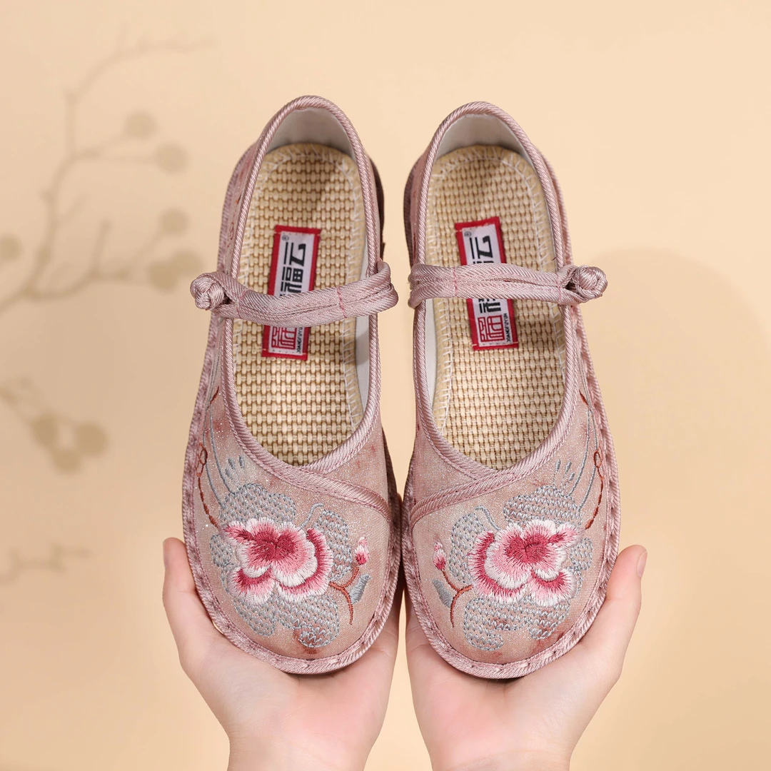 祥福云春季新款刺绣民族风老北京一脚蹬舒适透气防滑新年穿搭单鞋