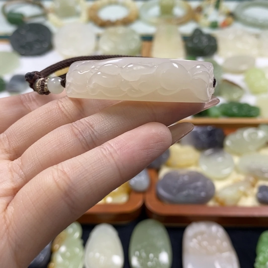 【闪购商品】和田玉冰粉凤九手牌未镶嵌