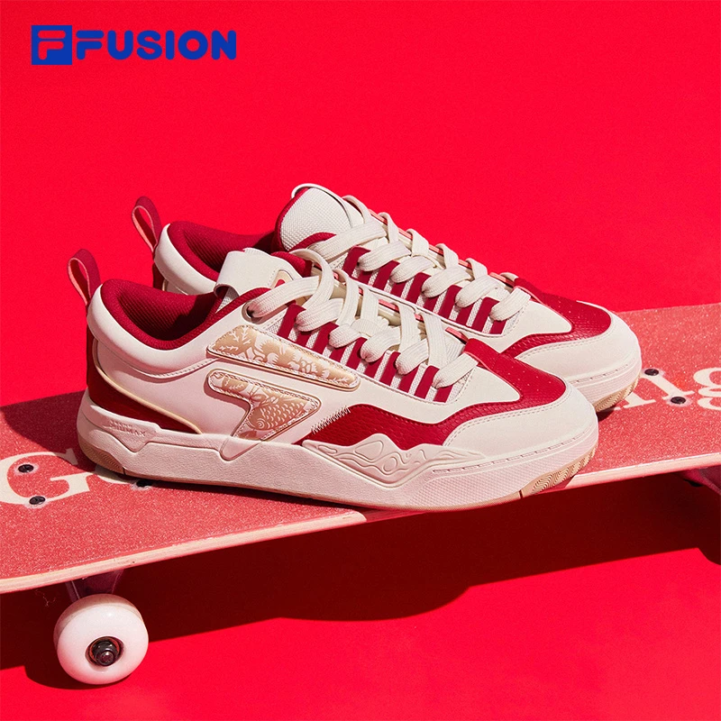 【新年款】FILA斐乐豚跃滑板鞋情侣款低帮复古运动板鞋T12M512311F