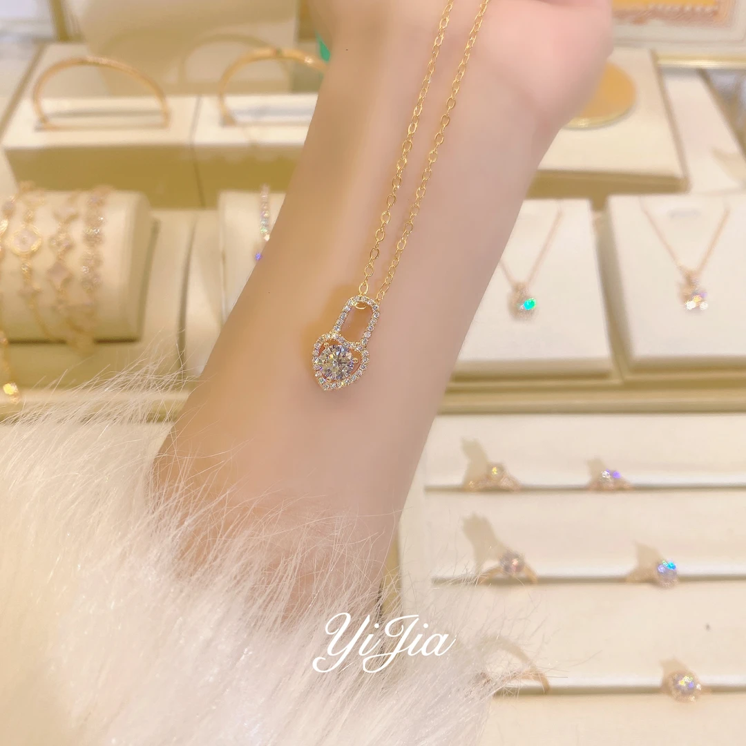 铜合金合成锆石项链 时尚爱心钥匙项链FS797香槟色气质百搭元旦