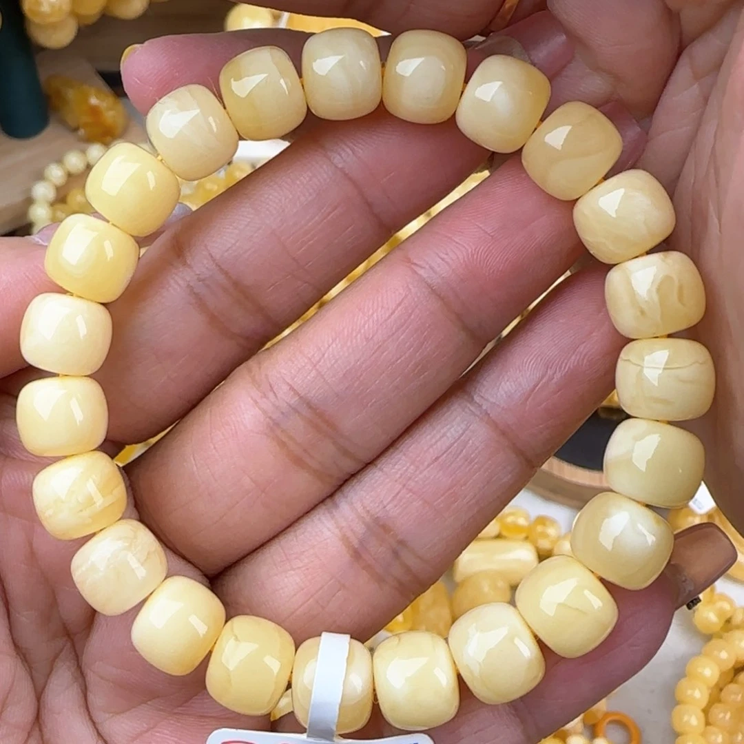 蜜蜡手链未镶嵌奶白老型手串