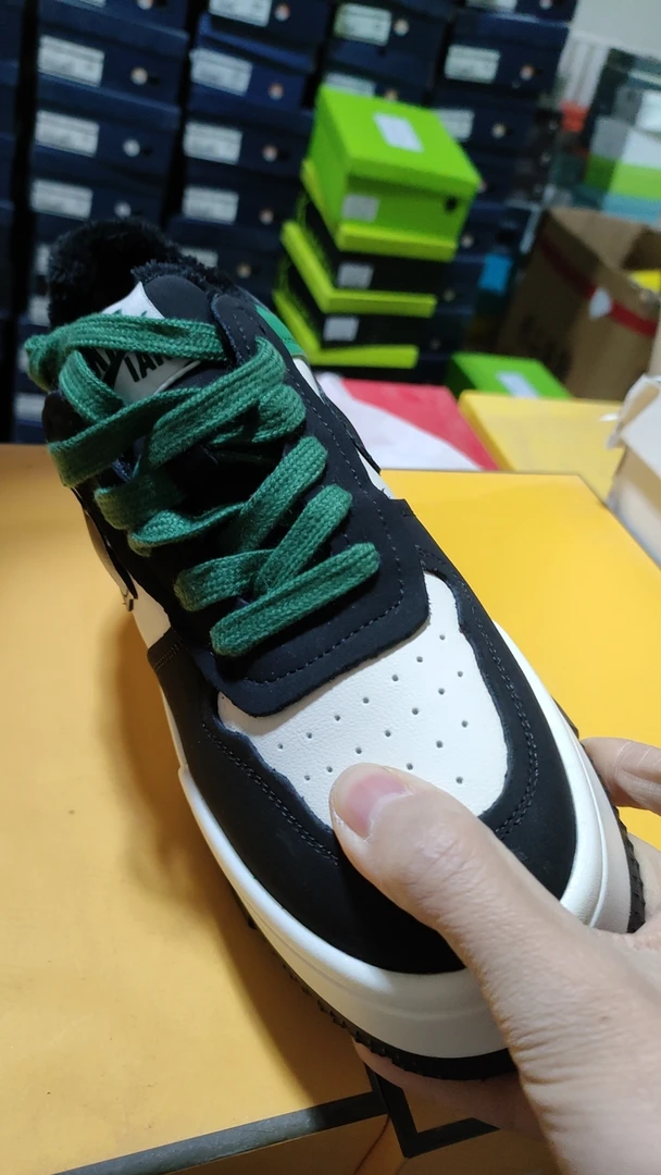 176女款加绒休闲鞋