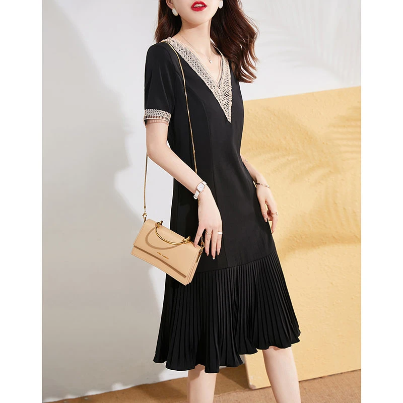 新款V领高级感轻奢小众设计赫本风气质高端百褶连衣裙0975