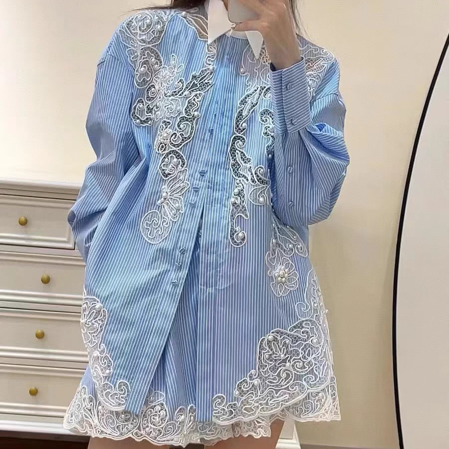 辰辰服饰二店蓝色刺绣钉珠条纹短裤短外套
