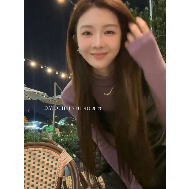 【大头黑STUDIO】2023女冬设计感小众多色打底上衣D223X06419