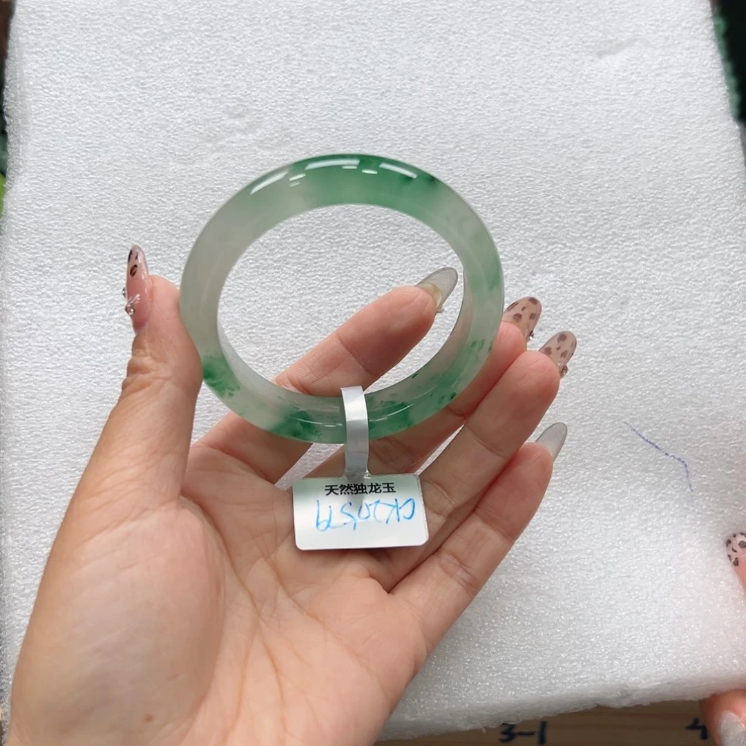 石英质玉手镯未镶嵌大***➕佳佳56.5