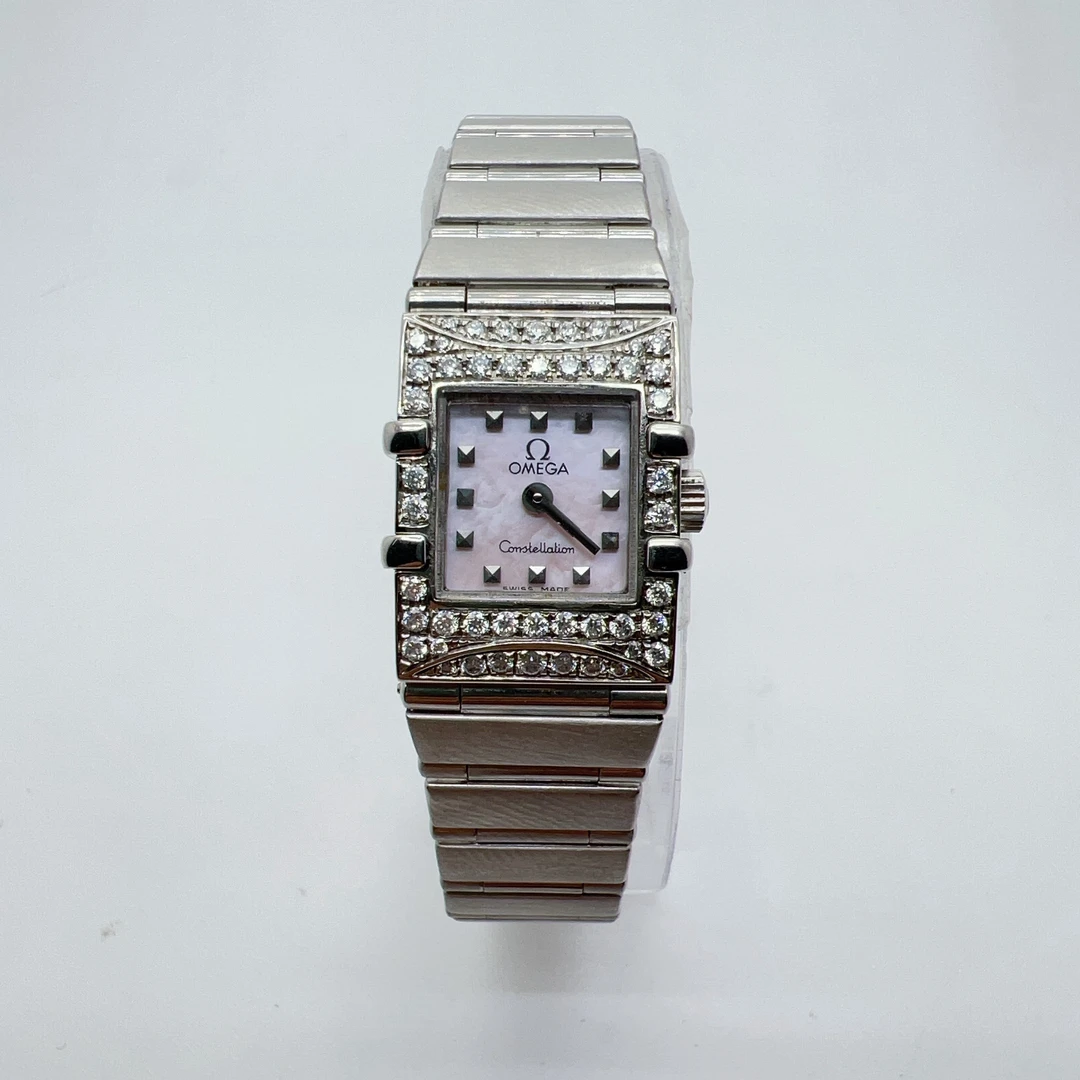 95新 Omega/欧米茄 女士石英表/15*20方盘/贝母盘/后钻/70149